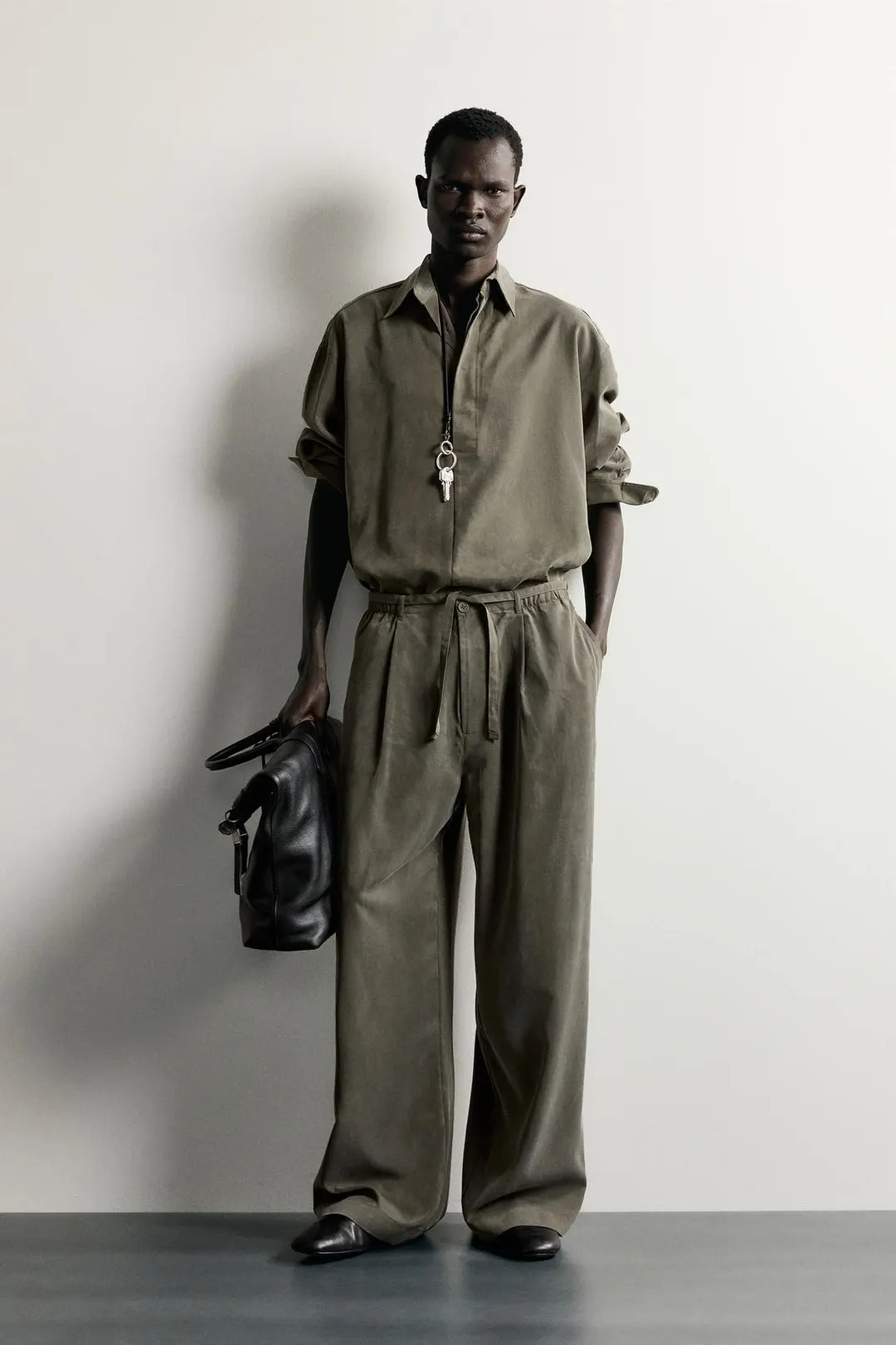 Брюки свободного струящегося кроя, Zara