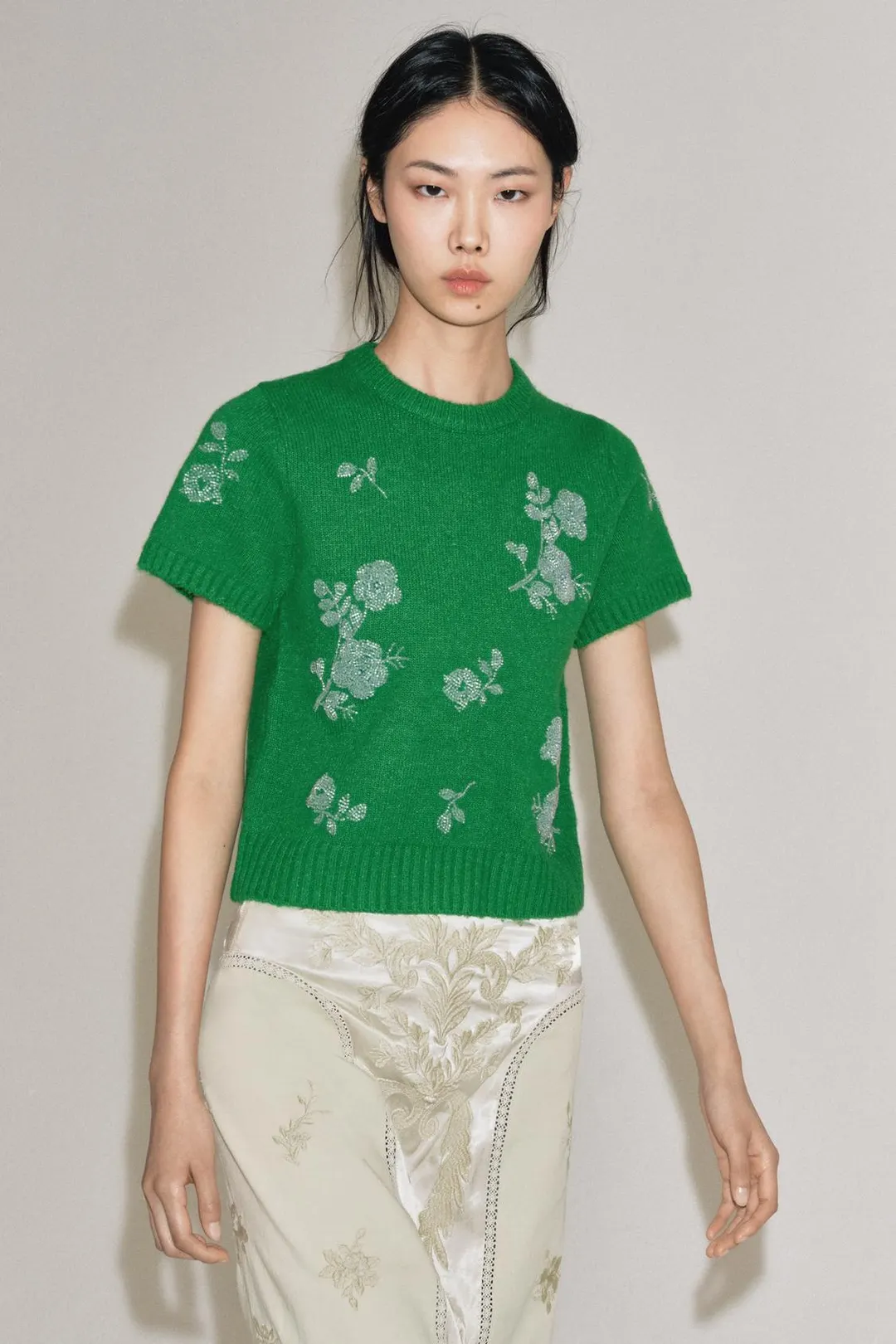 Вязаный джемпер с короткими рукавами и бусинами, Zara