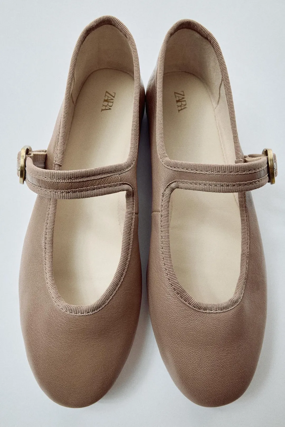 Туфли без каблука из кожи с пряжкой, Zara