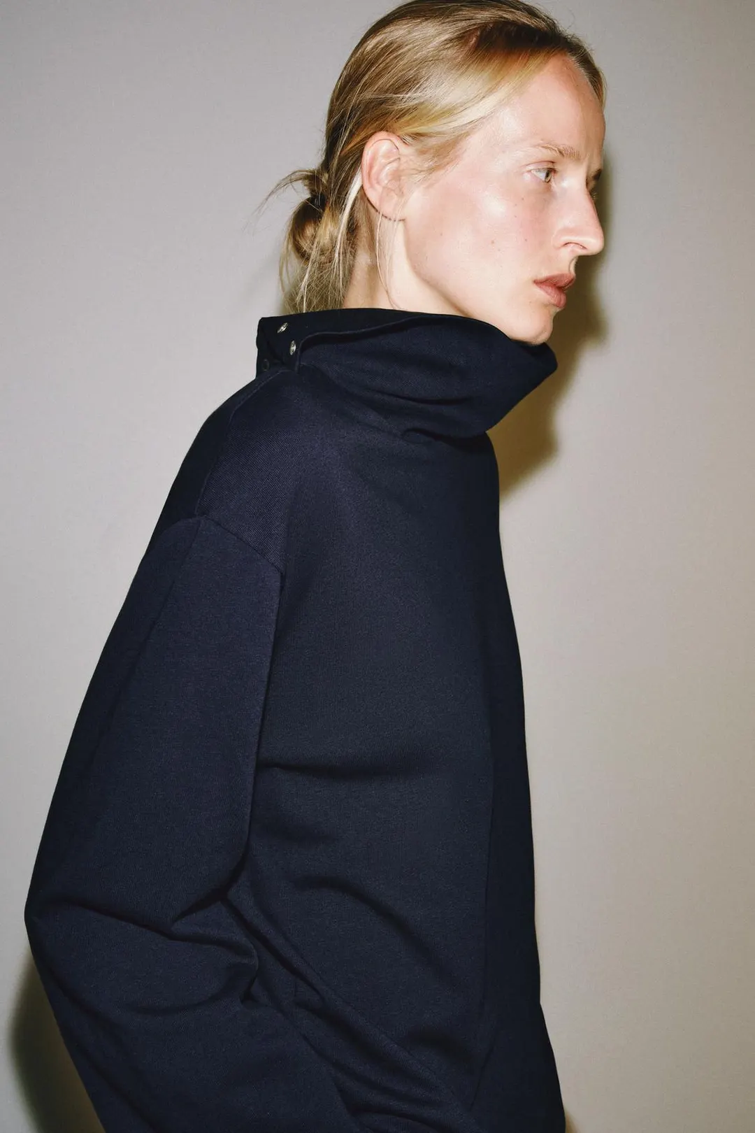 Свитшот с высоким воротником, Zara