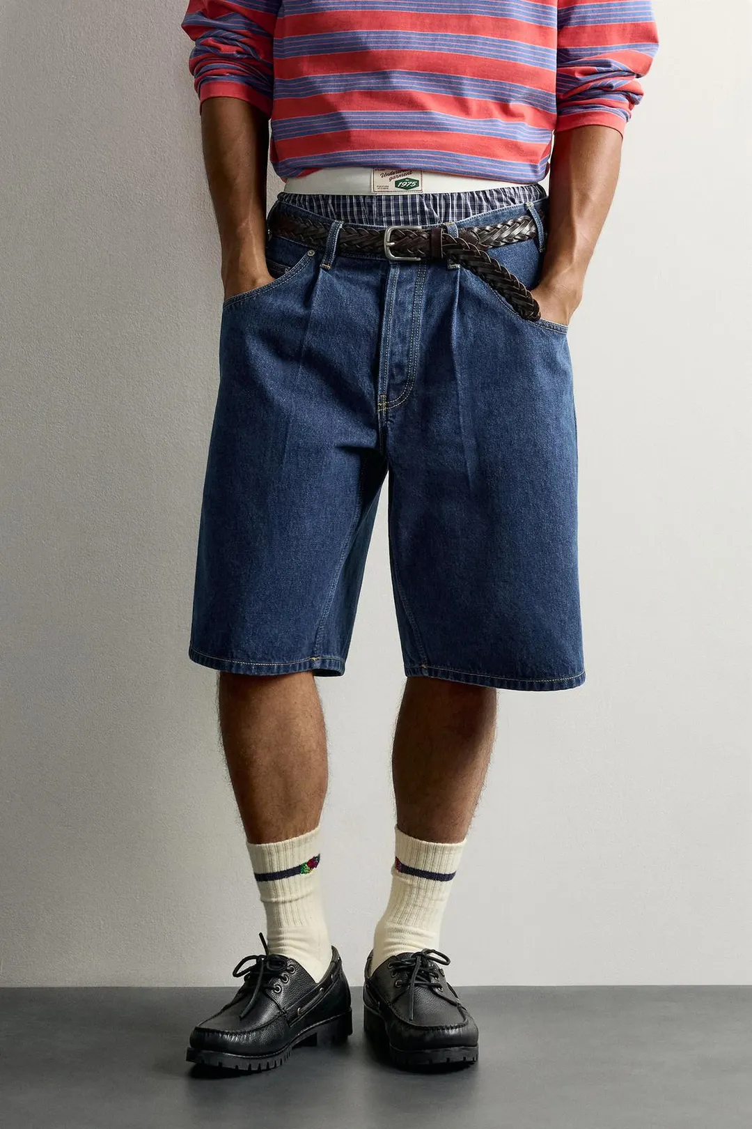 Бермуды джинсовые со складками FRUIT OF THE LOOM™, Zara