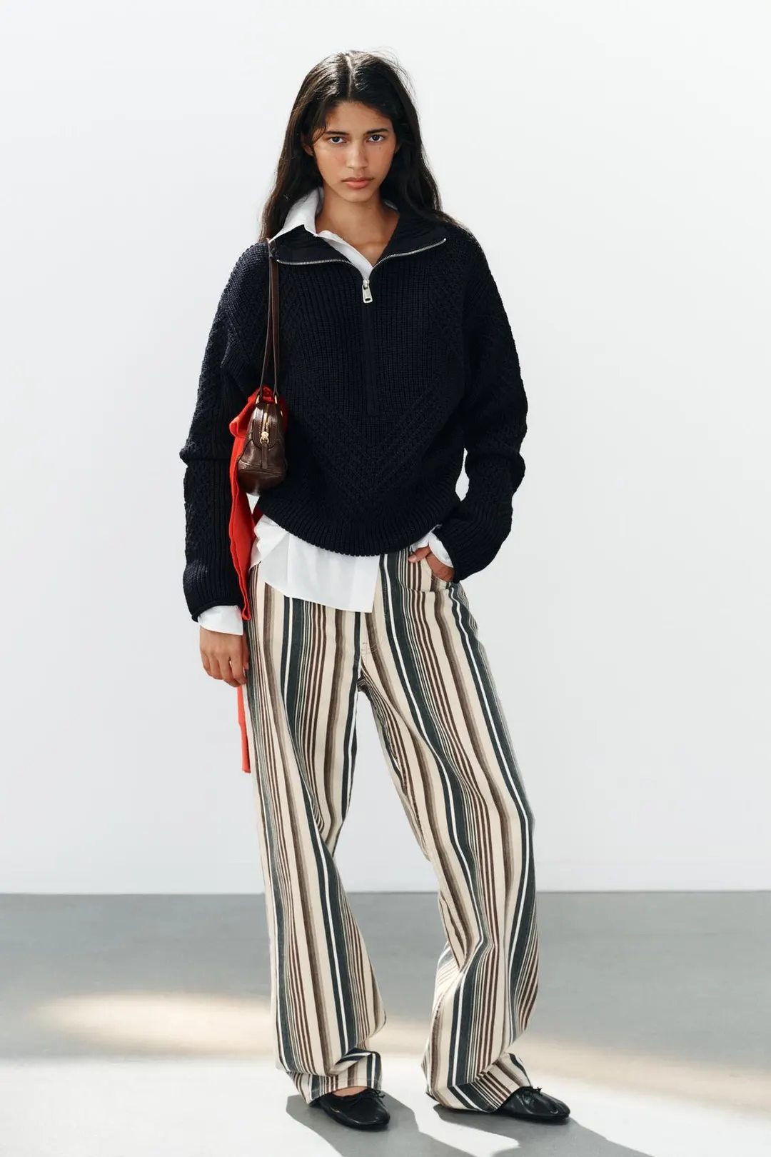 Джинсы TRF boyfriend в полоску со средней посадкой, Zara