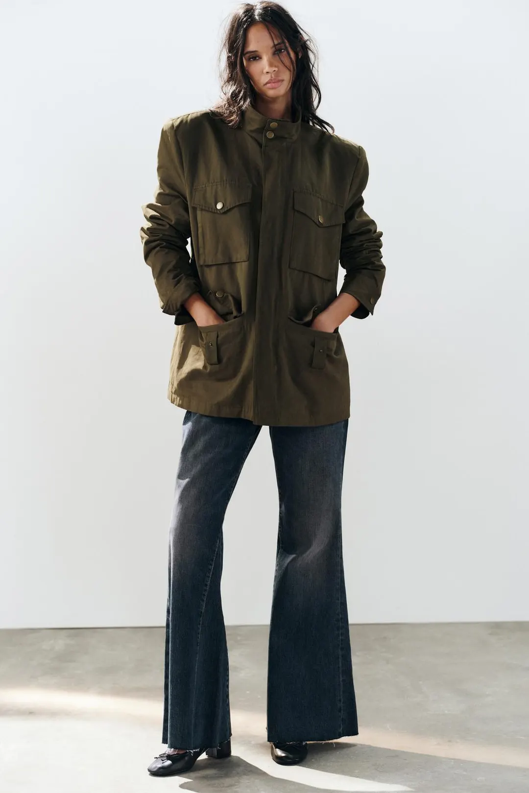 Жакет с подплечниками и карманами, Zara