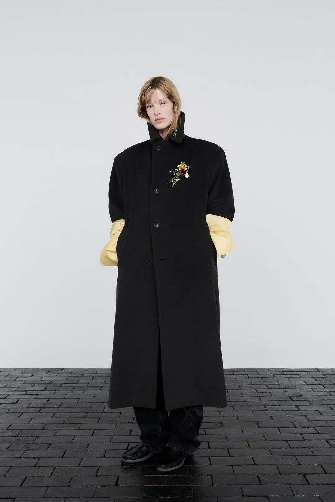 Пальто длинное контрастное, Zara