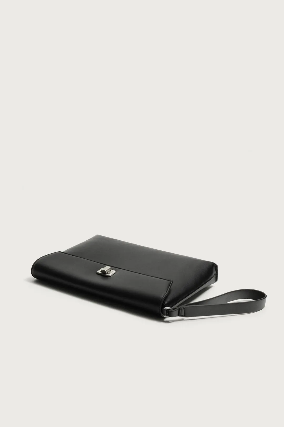 Клатч с металлической застежкой, Zara