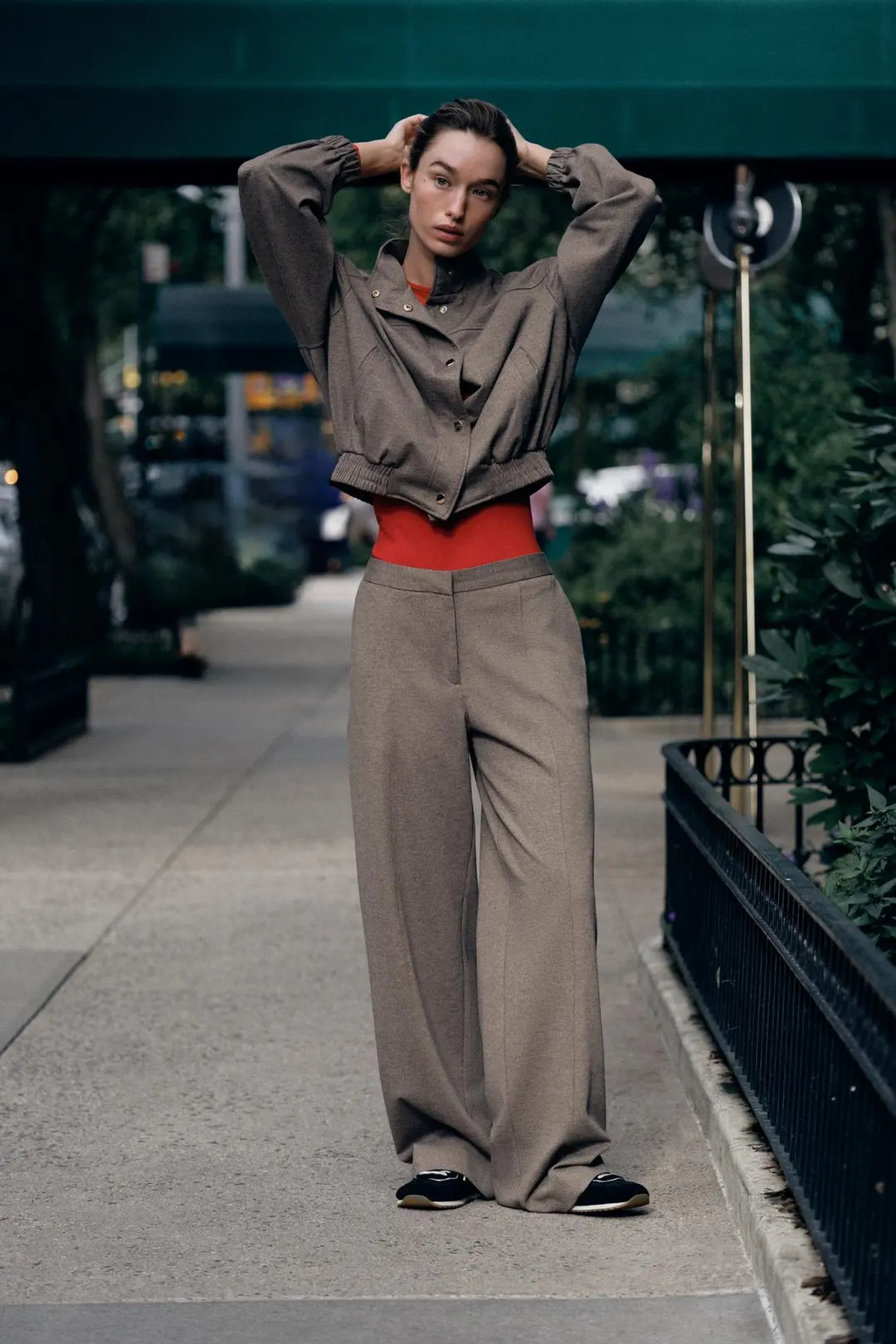Мягкие брюки прямого кроя, Zara