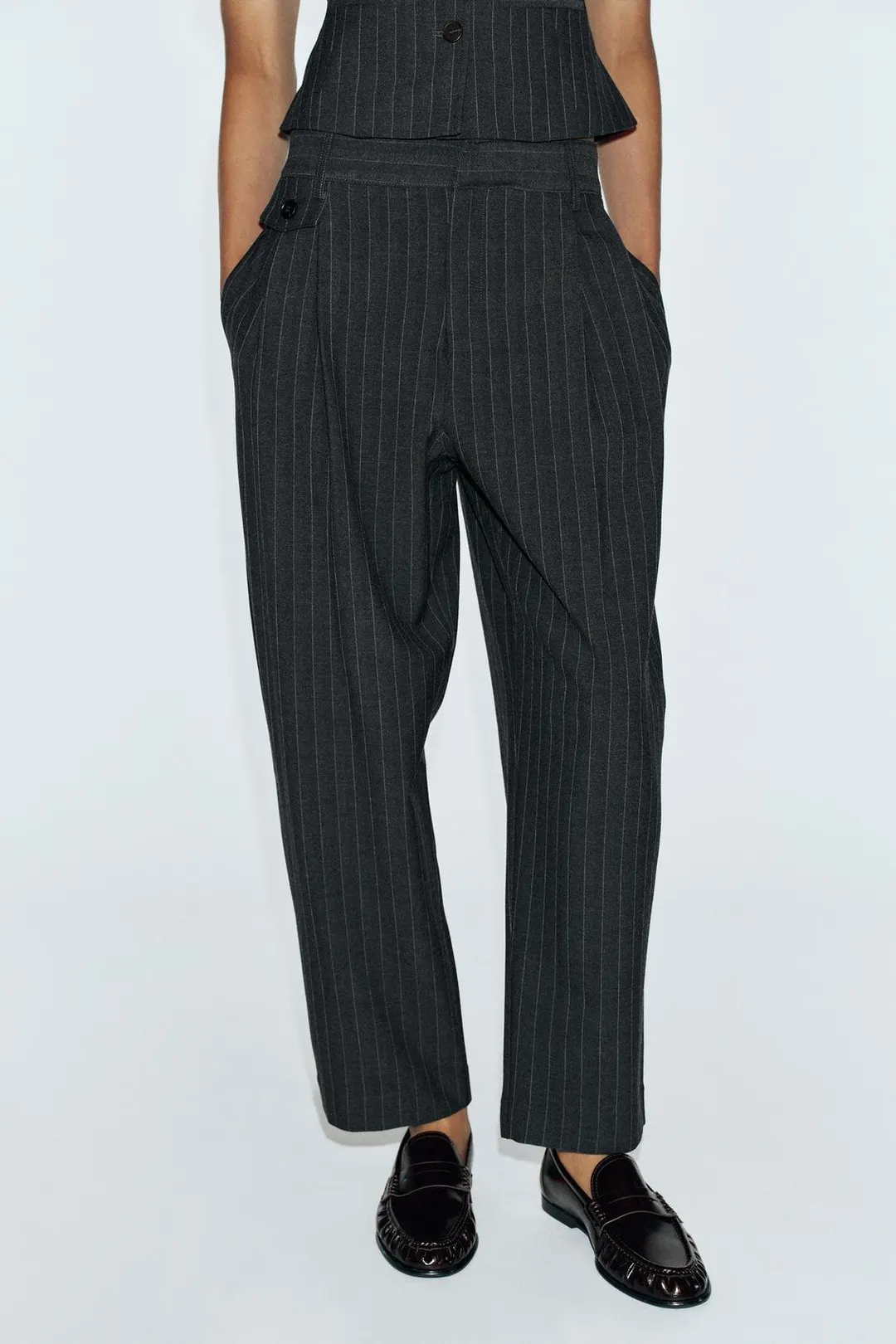 Брюки в тонкую полоску, Zara