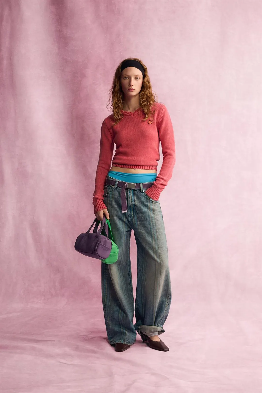 Вязаный свитер с V-образным вырезом Fruit of the Loom™, Zara