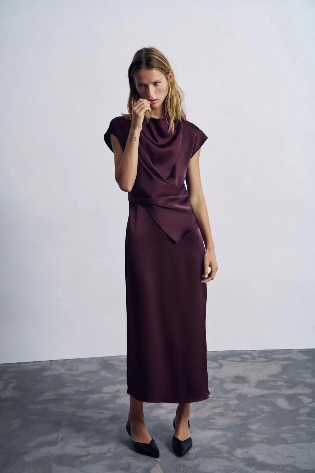 Платье миди с драпировкой, Zara