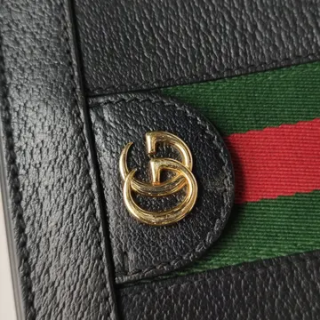 Небольшие следы: износ фурнитуры