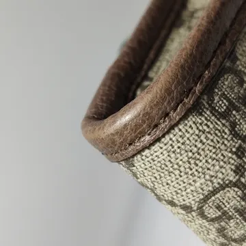 Небольшие следы: износ клапана