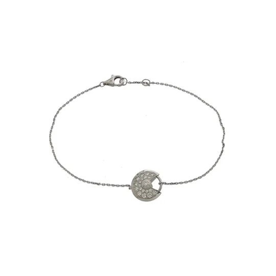 Браслет-амулет Amulette de Cartier из белого золота 18 карат с бриллиантом